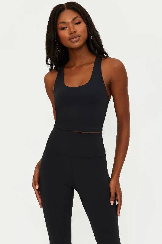 Yara Top Black Matte